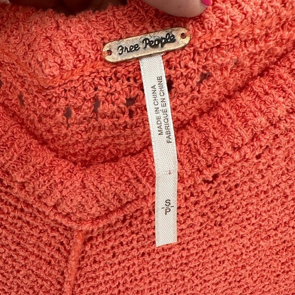 FREE PEOPLE SUMMER ROMANCE oversized orange V-neck boho sleeveless knit top S - Picture 6 of 10